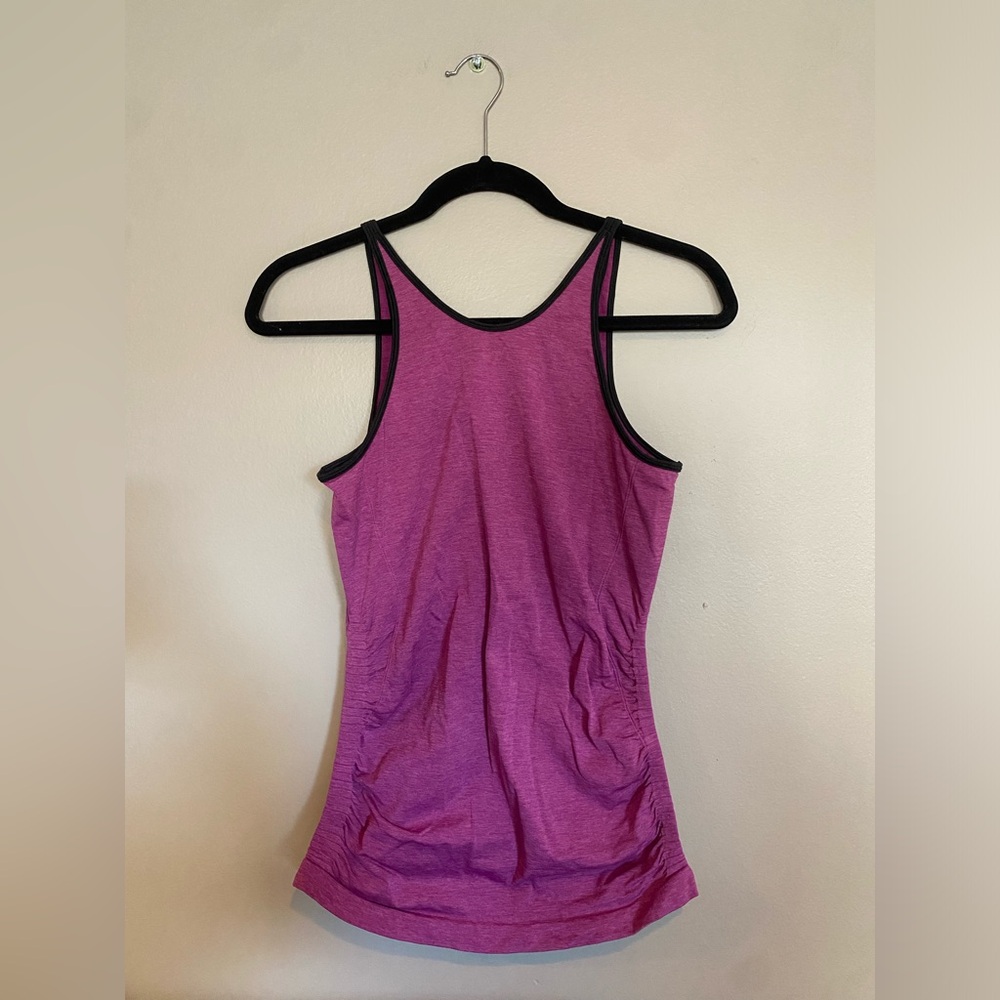 Lululemon In The Flow Tank - Picture 5 of 9